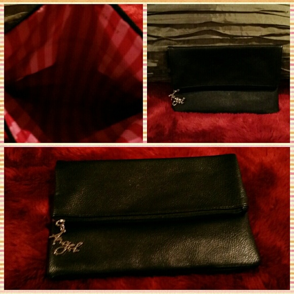 Just reduced: Victoria's Secret clutch - Picture 2 of 3