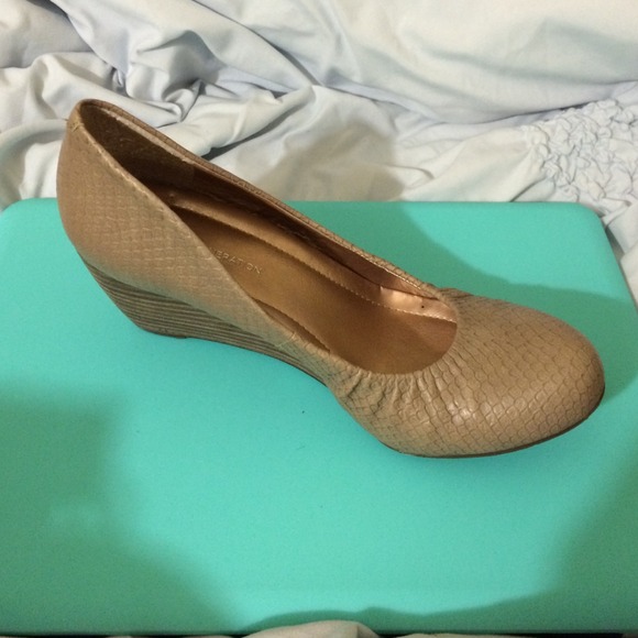 BCBGeneration shoes - Picture 3 of 4
