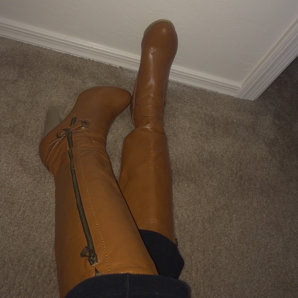 Leather boots