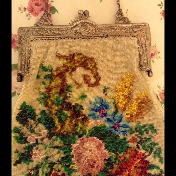 Victorian Vintage 🚫SOLD🚫 - Picture 2 of 4