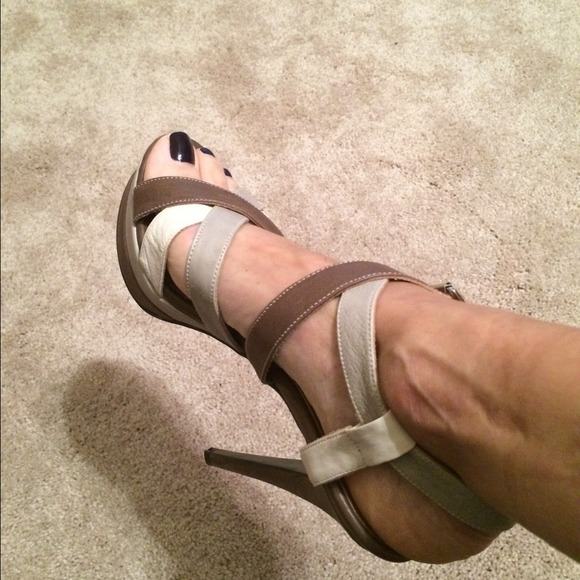 SOLD - Picture 2 of 4