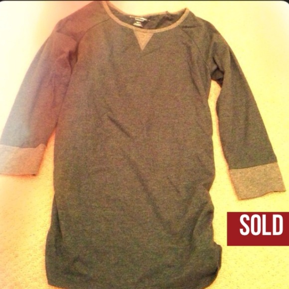 Liz Lange maternity top size XS