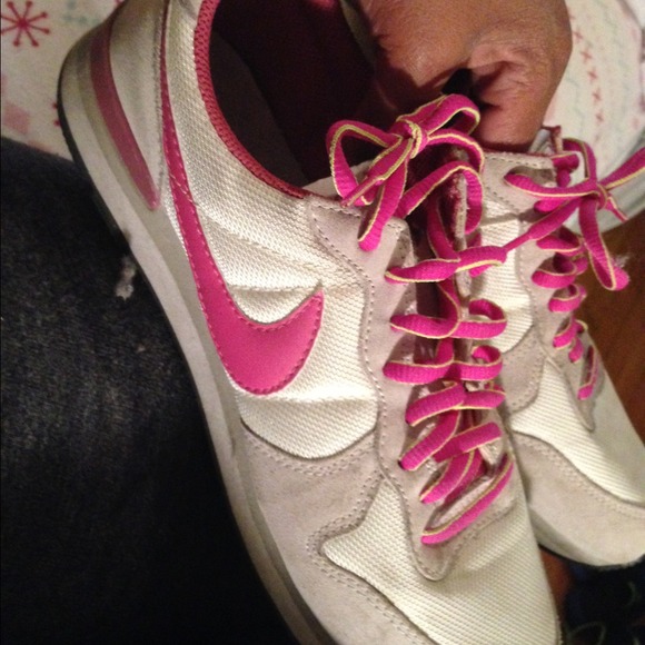 Nike