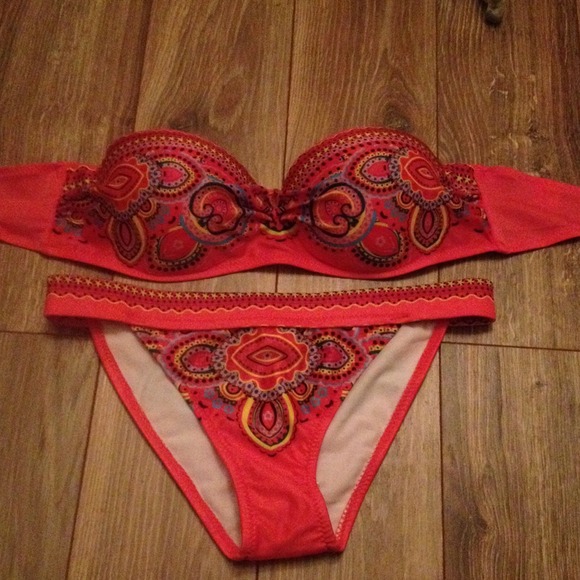 NWOT Pink convertible bikini