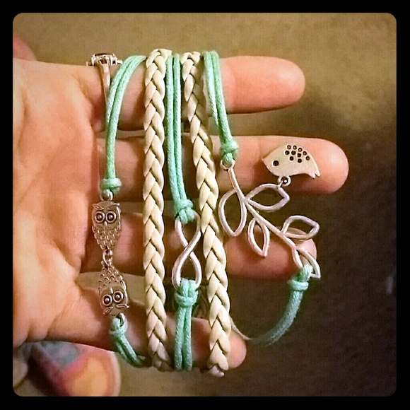 Turquoise and tan bracelet