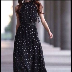 Polka Dots Keyhole Neckline Sleeveless Dress