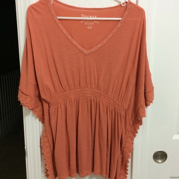 Brown/Orange Wingbat Sleeves Top