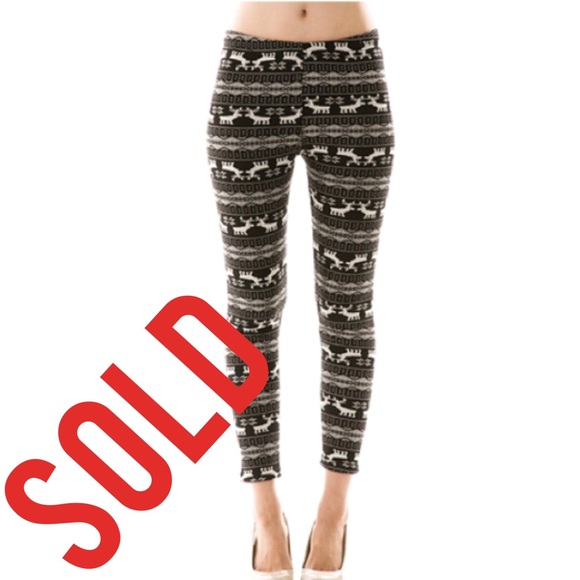Pants - SOLD 🚫Fleece Fair isle leggings