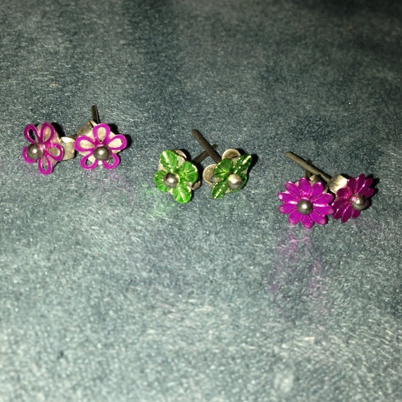 Bundle of 3 Small Flower Earrings