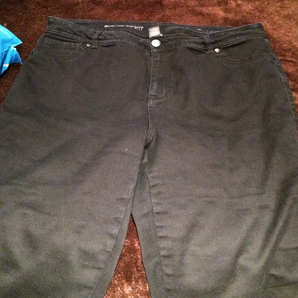 Capris - Picture 1 of 1