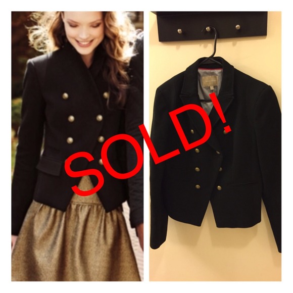 Sold locally--NWOT Banana Republic coat