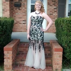 Lace corset prom dress 🎀