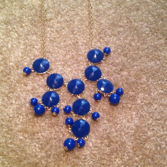 Bundle with orange necklace sold