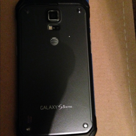 Samsung Galaxy S5 Active AT&T. NOT unlocked - Picture 2 of 4