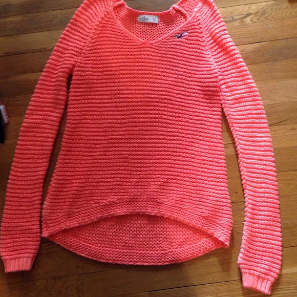 Hollister sweater