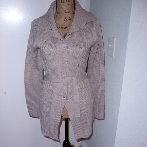 Bundle for Gina Gray & Black Cable Knit Sweaters