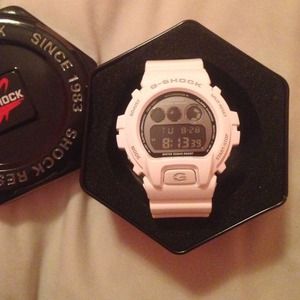 white g-shock