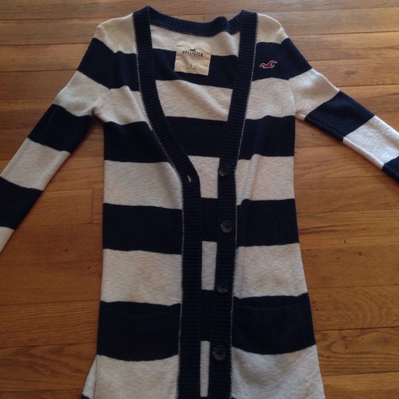 Hollister cardigan
