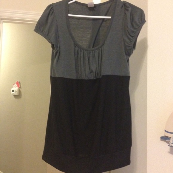 Lavish maternity tops