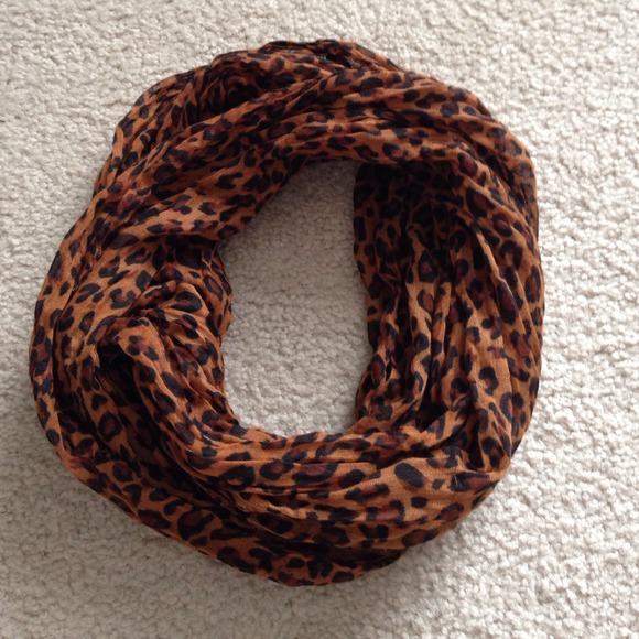 Leopard Infinity Scarf