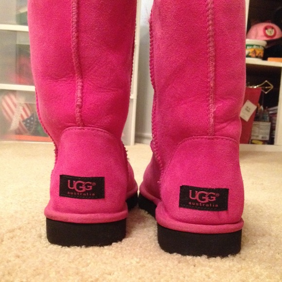 Pink UGG boots💕