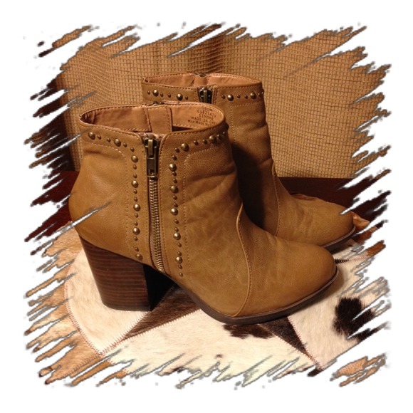 MIA Shoes - MIA TAN BOOTIES