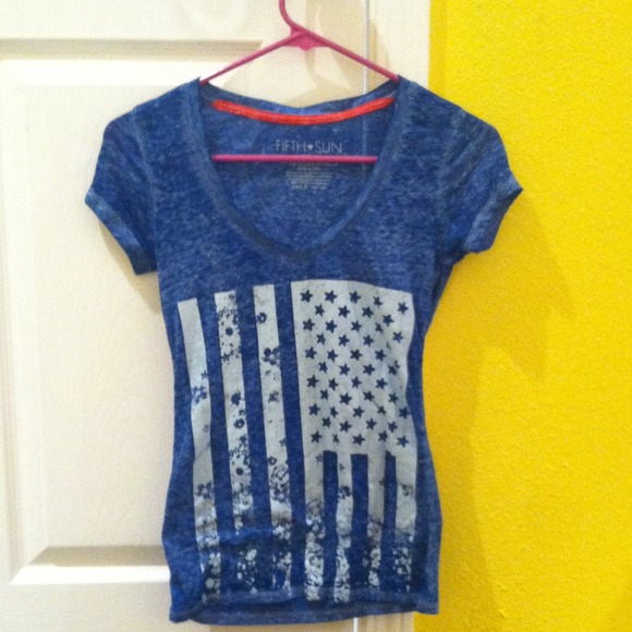 Blue American flag shirt - Picture 1 of 3