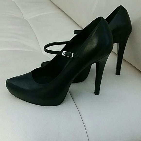 ALDO Shoes - HOST PICK 💙 💙 💙  ALDO black leather Mary Janes!