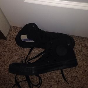 All black high top converse!