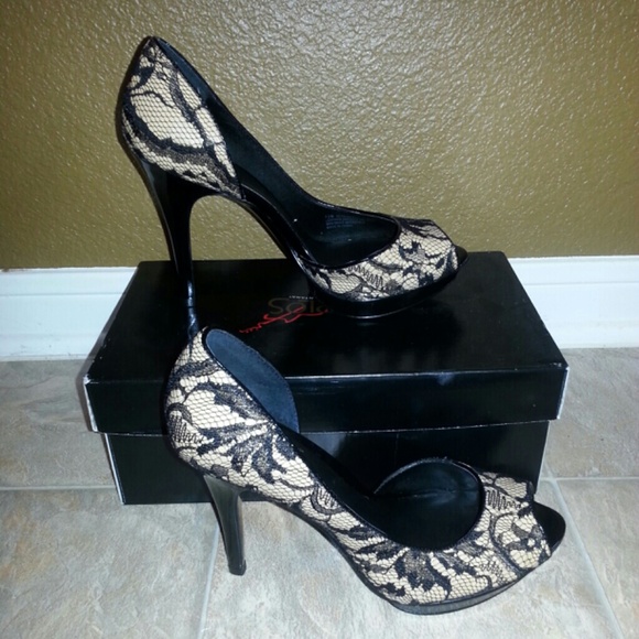 Carlos By Carlos Santana Heels