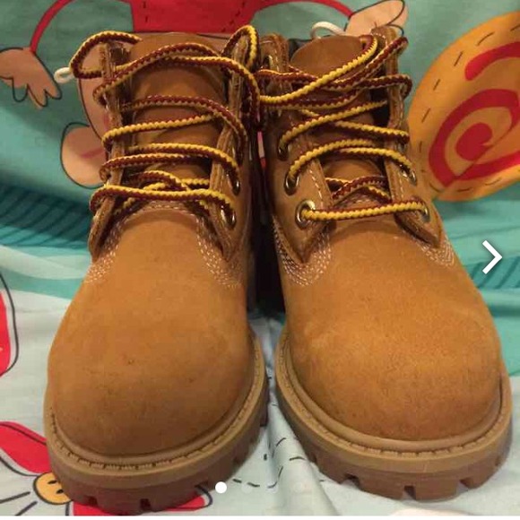 Toddler Unisex Timberland boots.