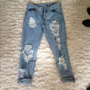 Brandy Melville destroyed jeans