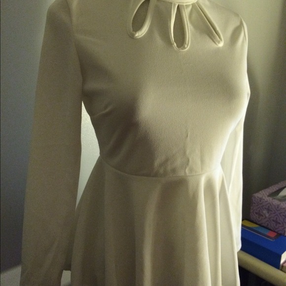 🌲Korea style noble fashion top🌲 - Picture 2 of 4