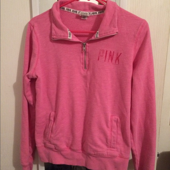 VS Pink pullover