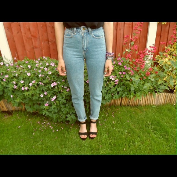 American Apparel Mom Jeans