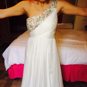 2013 white formal dress