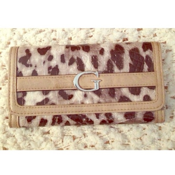 GUESS cheetah print wallet