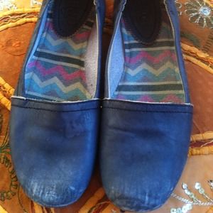 Black leather "Latigo" flats