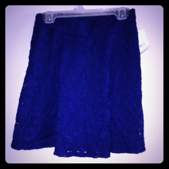 🎉host pick!! Royal blue lace skirt!