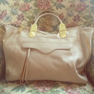 Cream colored faux leather Steve Madden bag