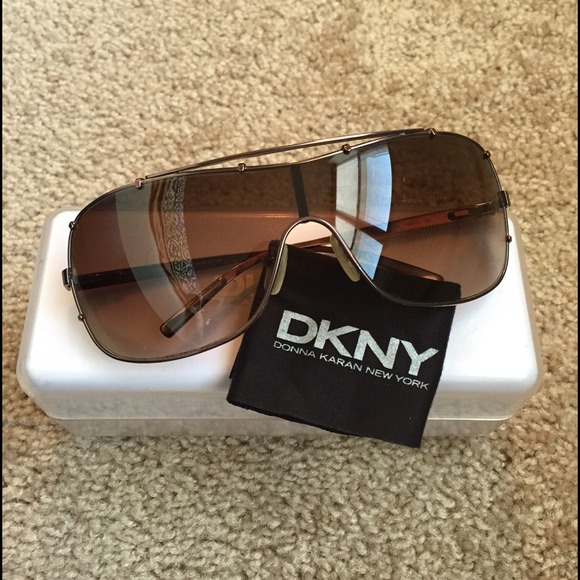 DKNY Accessories - DKNY sunglasses