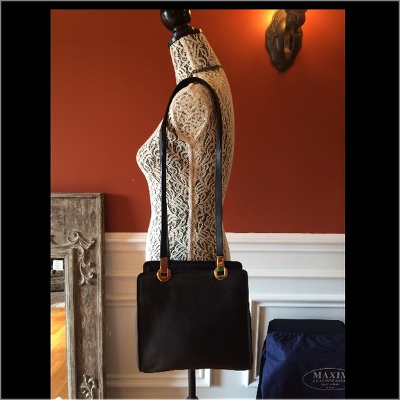 Handbag - Picture 2 of 4