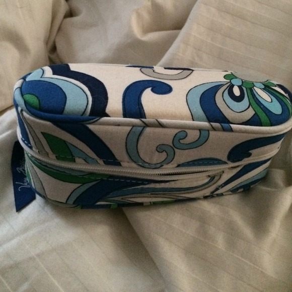 Vera Bradley Sunglasses Case BRAND NEW