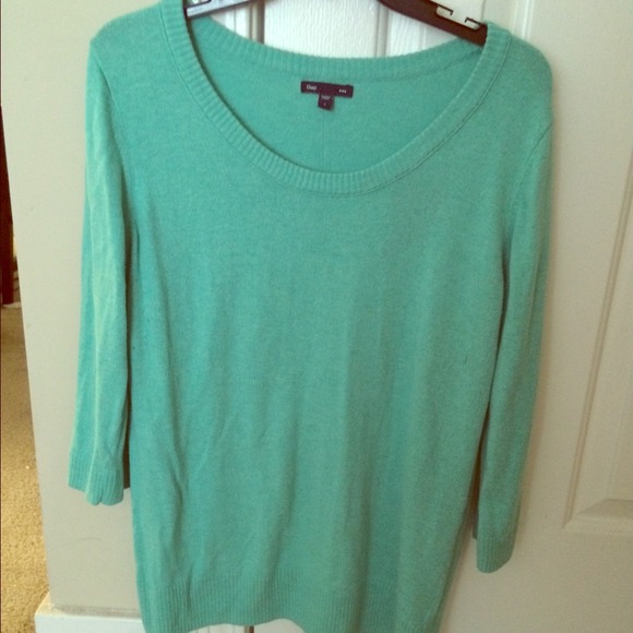 Gap Sweater