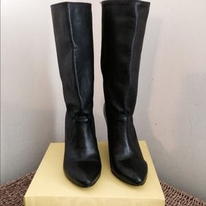 BCBG black boots size 6