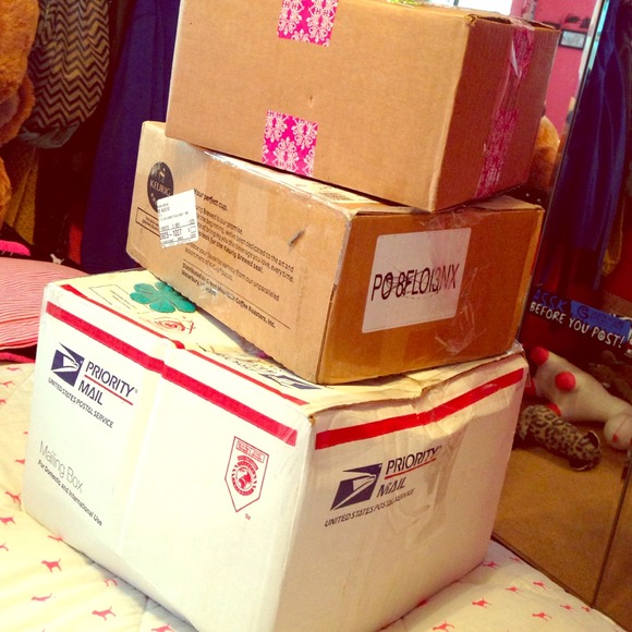 Packed and ready to ship out on Monday 😋