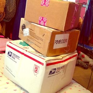 Packed and ready to ship out on Monday 😋