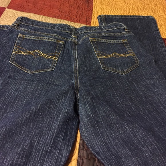 Jeans - Picture 2 of 2