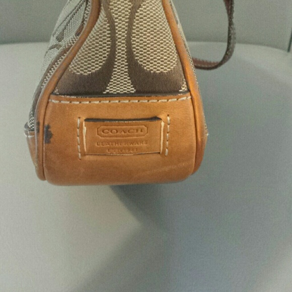 Coach Handbag - Picture 2 of 4