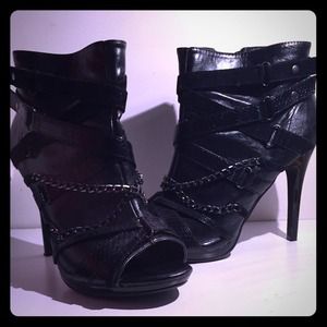 ***Black Sexy Ankle Boots*** ✂️Price Cut✂️